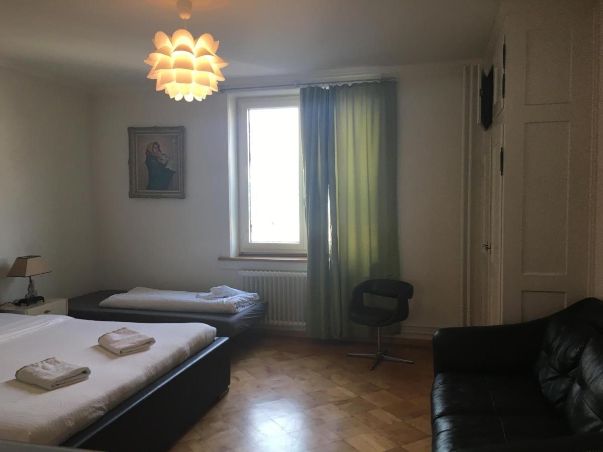 Zuerizimmer ซูริก ภายนอก รูปภาพ